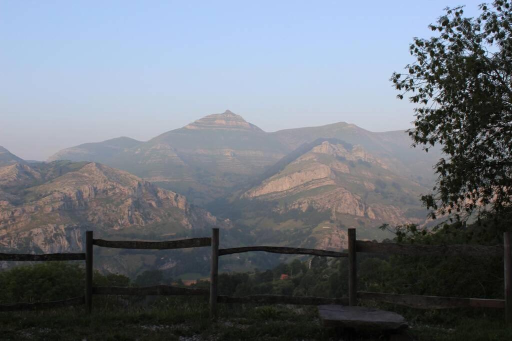 Los Pradones San Roque de Ríomiera エクステリア 写真