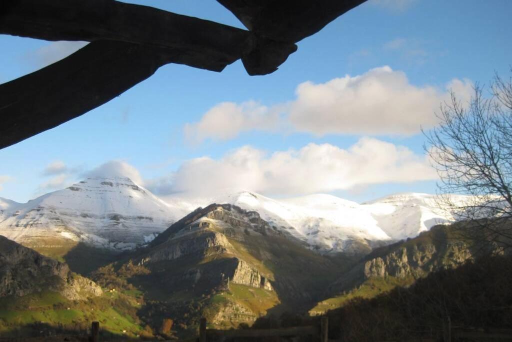 Los Pradones San Roque de Ríomiera エクステリア 写真